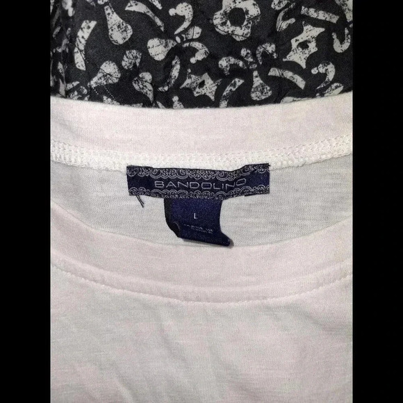 Womens Bandolino White Tee ~Lacesides Top, sz Lg - Picture 2 of 3